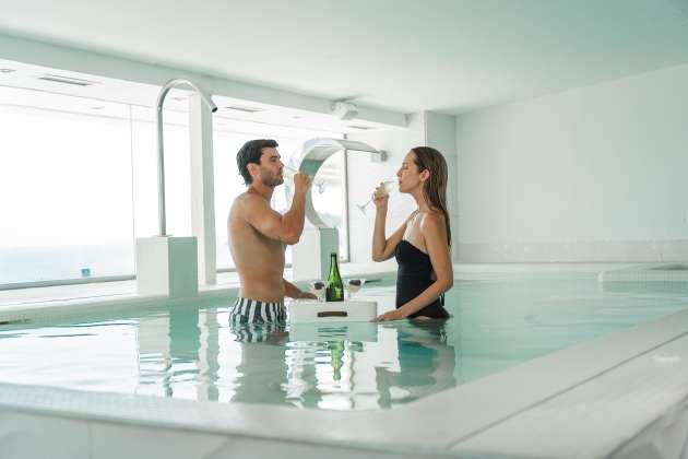 Exclusive getaway: room with sea view + 15% off Villa del Mar Hotel Benidorm Exclusive getaway: room with sea view + 15% off Villa del Mar Hotel Benidorm