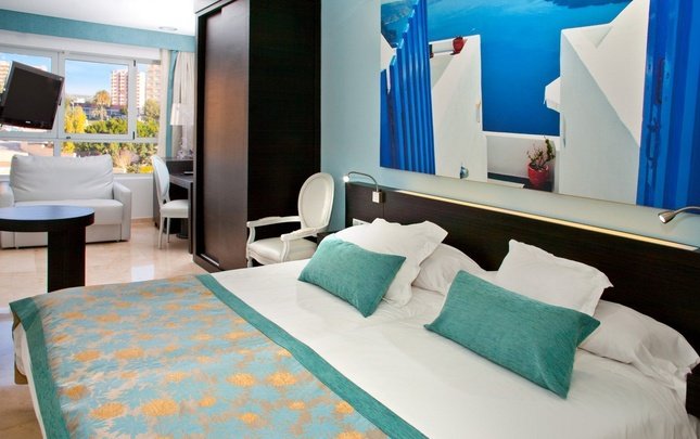 Double room single use Villa del Mar Hotel Benidorm
